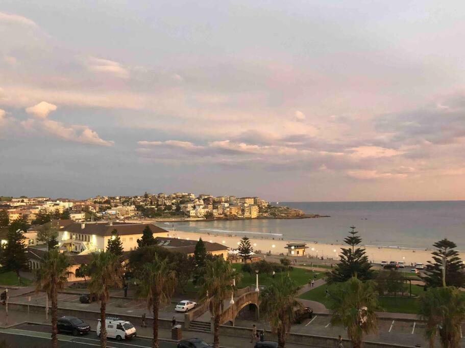 Bondi Beach Waves Beachfront Apartment 悉尼 外观 照片